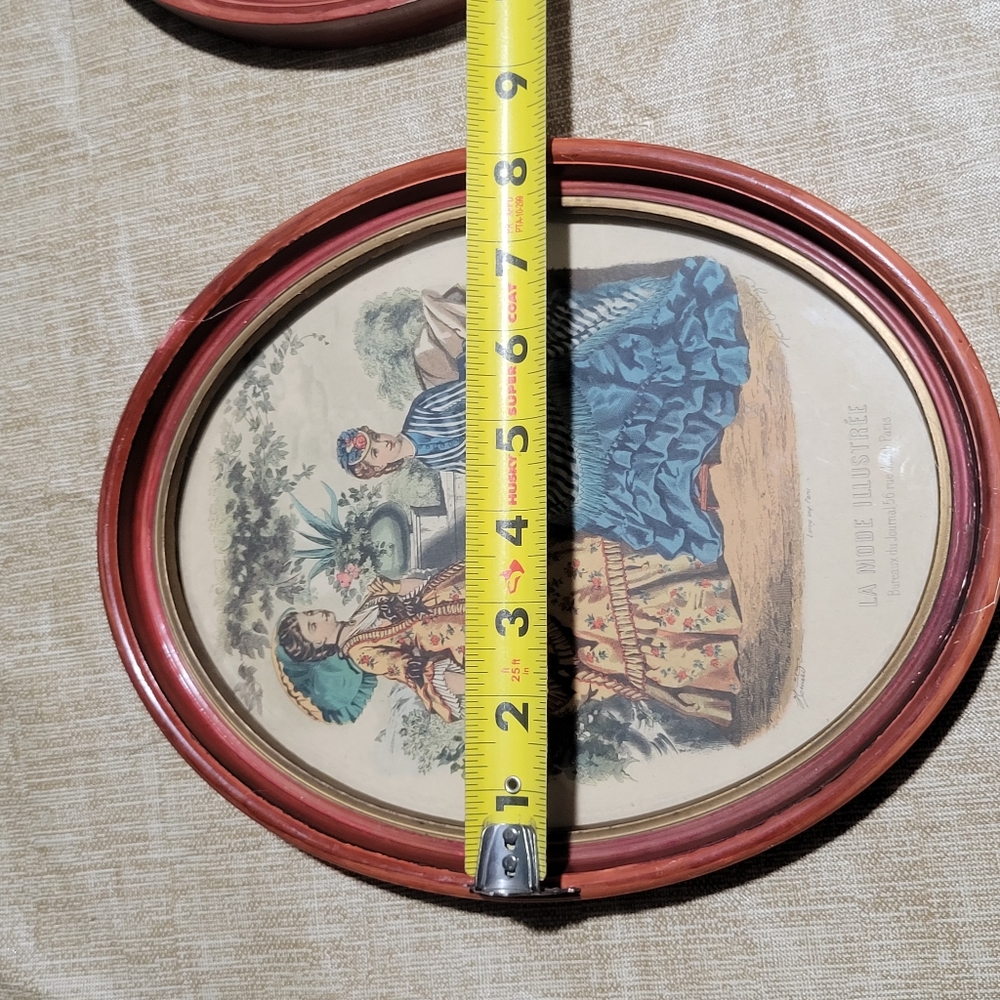 Set of La Mode Illustree 2 oval vintage frame an 8 x 10 and 5 x 7 - Picture 2 of 13